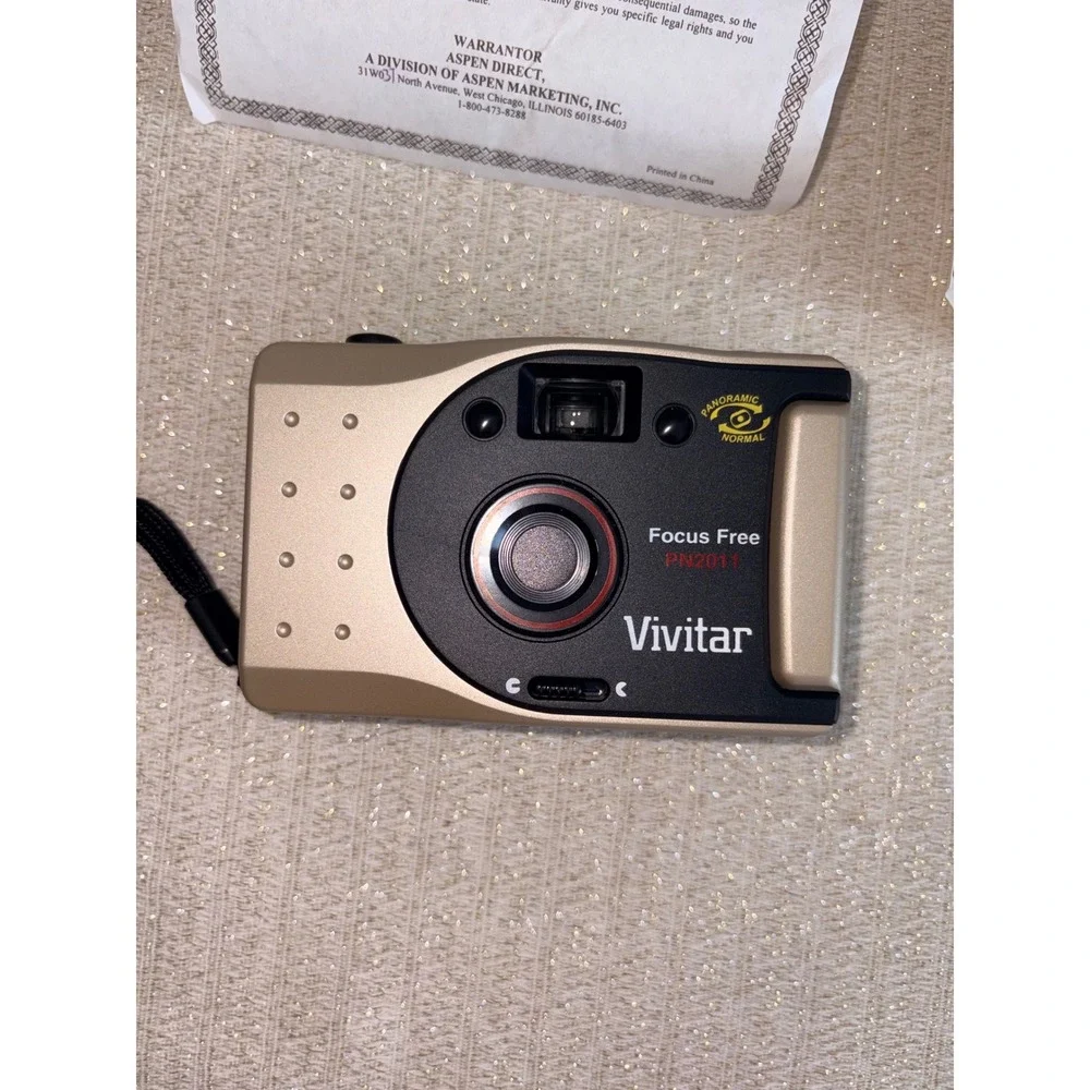 Vivitar PN2011 35mm Film Camera Gold Panoramic Focus Free Point & Shoot